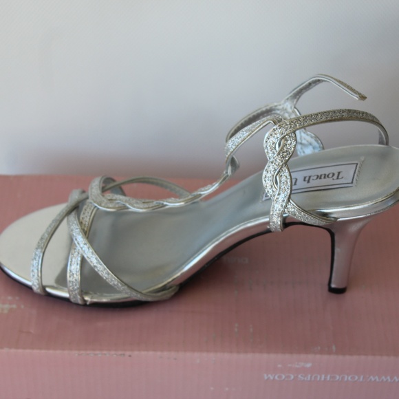 Shoes - Picture 2 of 3